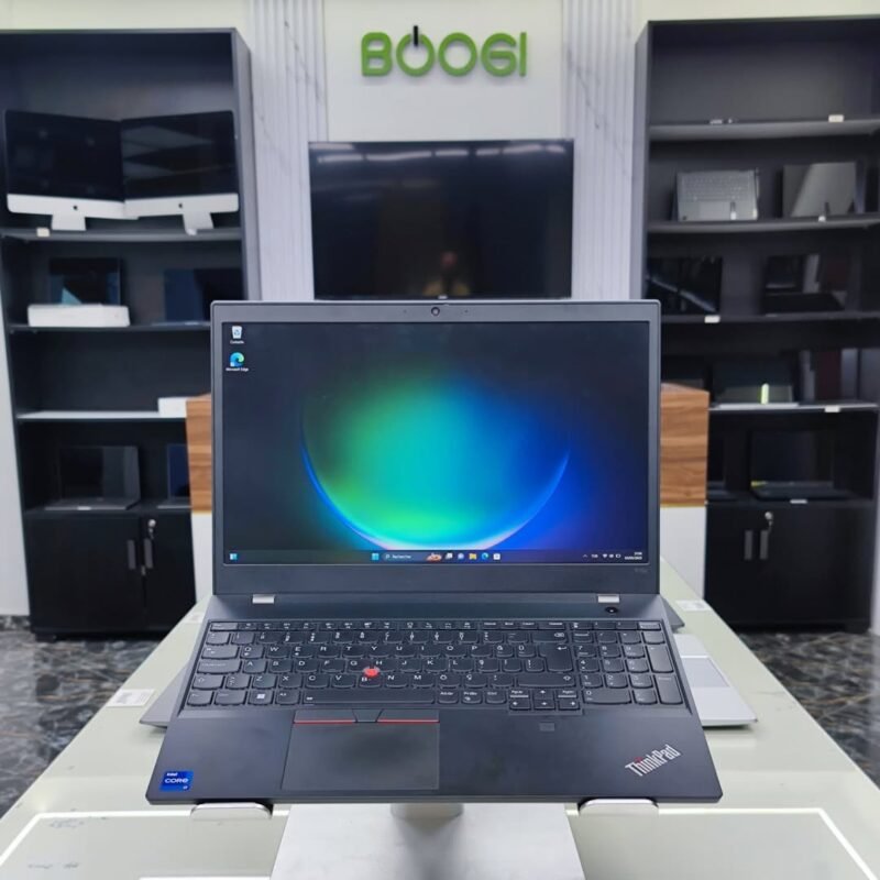 Lenovo thinkpad P15v (019)