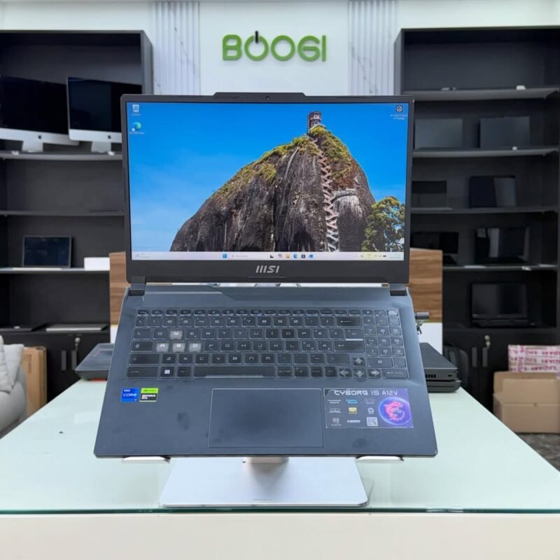 MSI CYBORG 15 (1825)