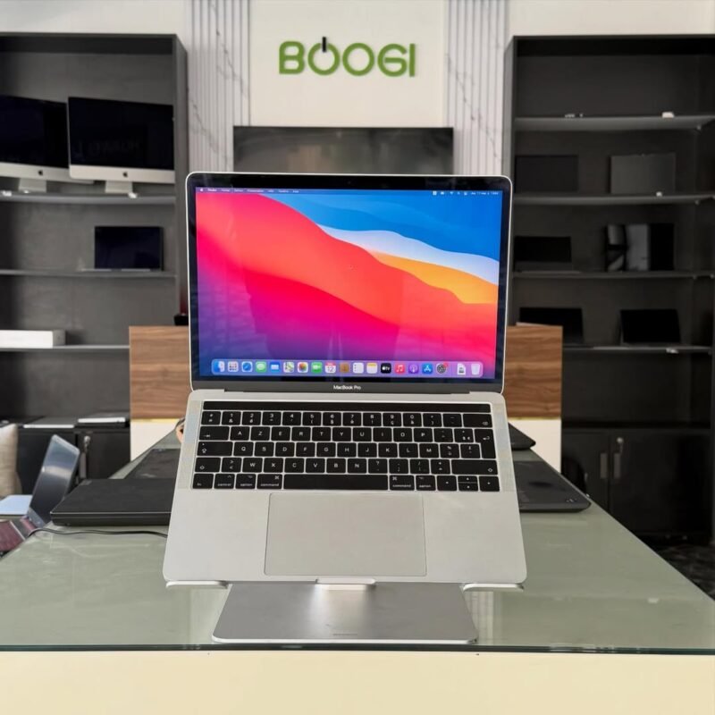 MacBook Pro 13 2017 (1910)