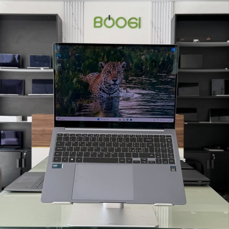 Samsung Galaxy Book4 Pro 16" AMOLED (2038)